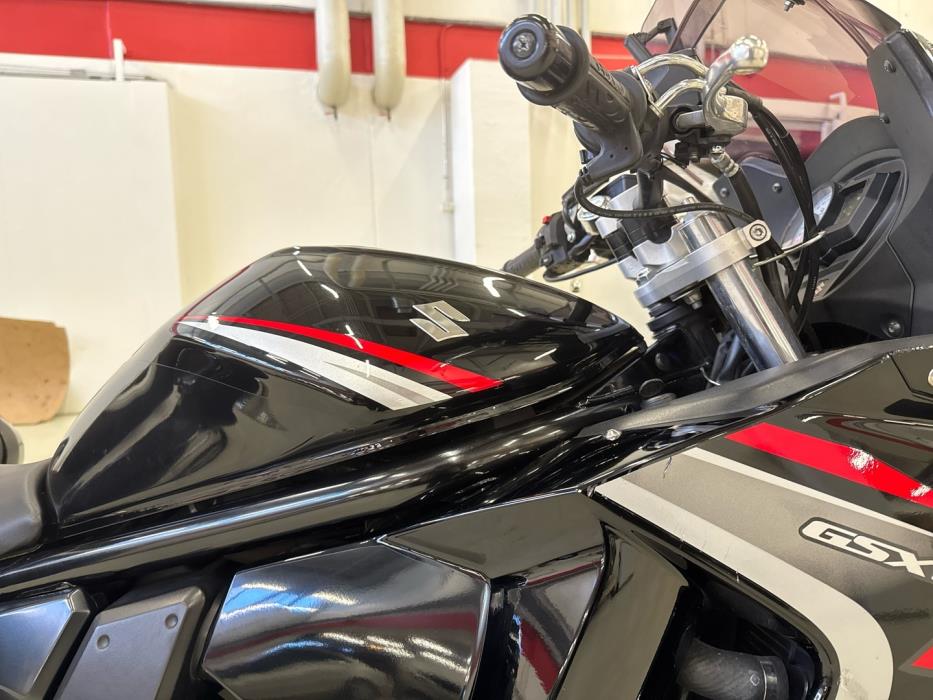 SUZUKI GSX 2008