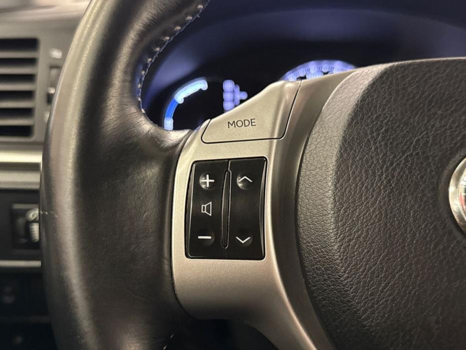 LEXUS CT 2011