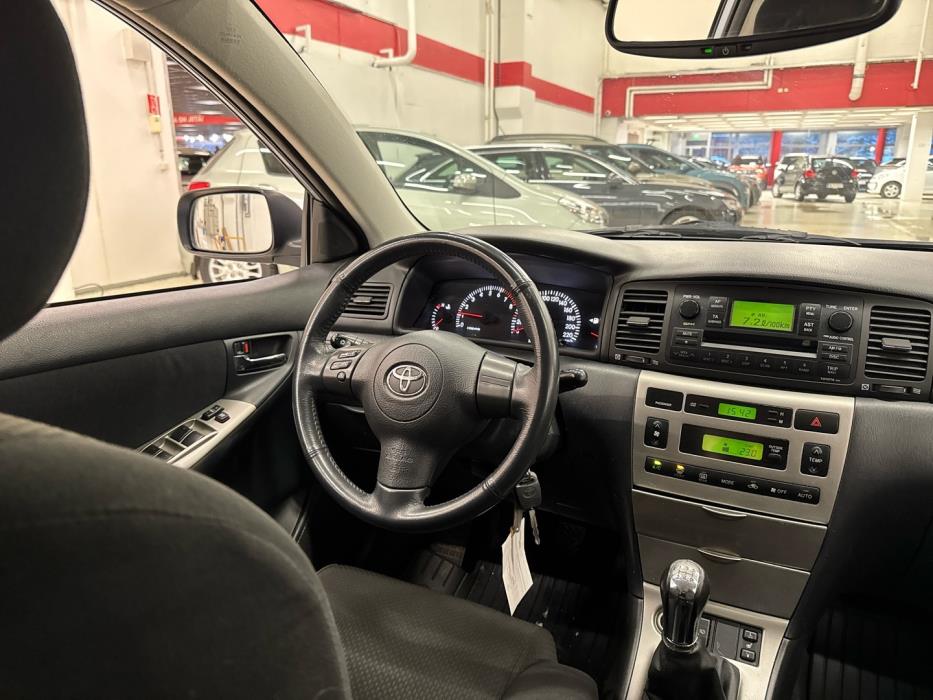 TOYOTA Corolla 2004