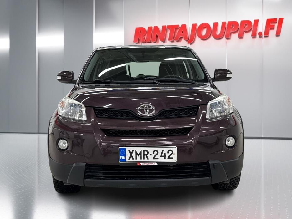 TOYOTA Urban Cruiser 2011