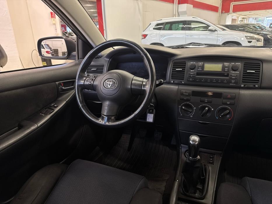 TOYOTA Corolla 2004
