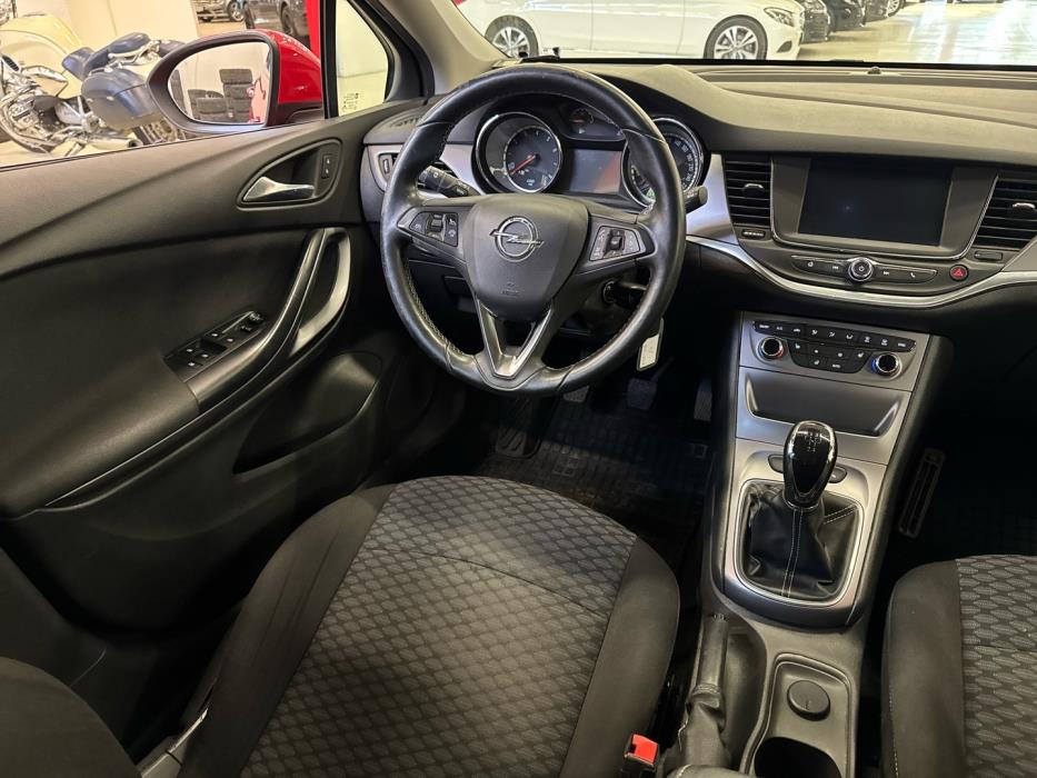 OPEL Astra 2017