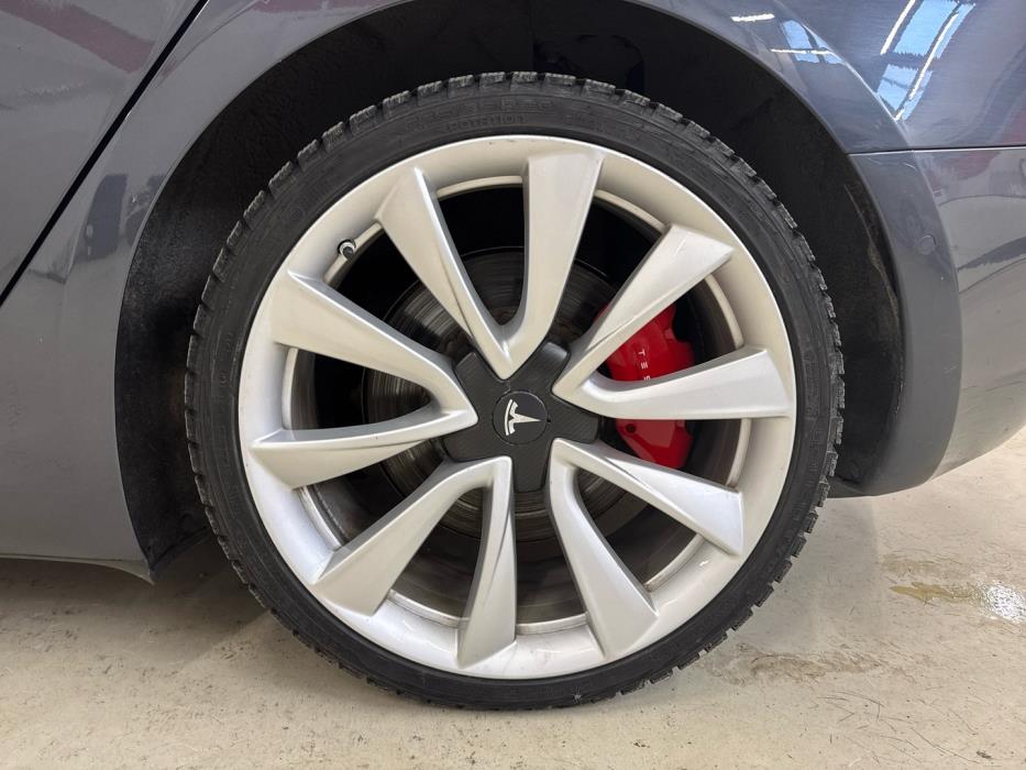 TESLA Model 3 2019