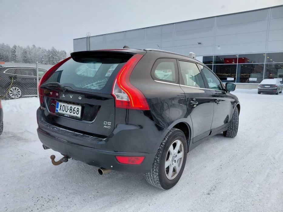 VOLVO XC60 2011