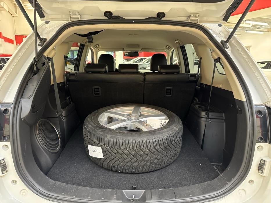 MITSUBISHI Outlander 2016