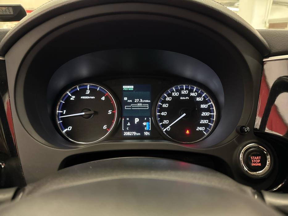 MITSUBISHI Outlander 2016