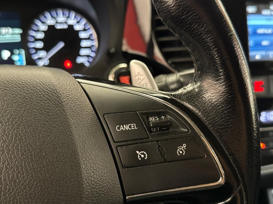 MITSUBISHI Outlander 2016