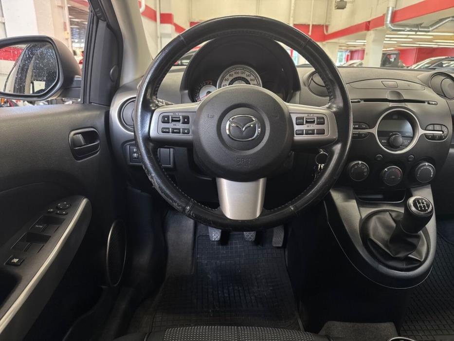 MAZDA Mazda2 2008