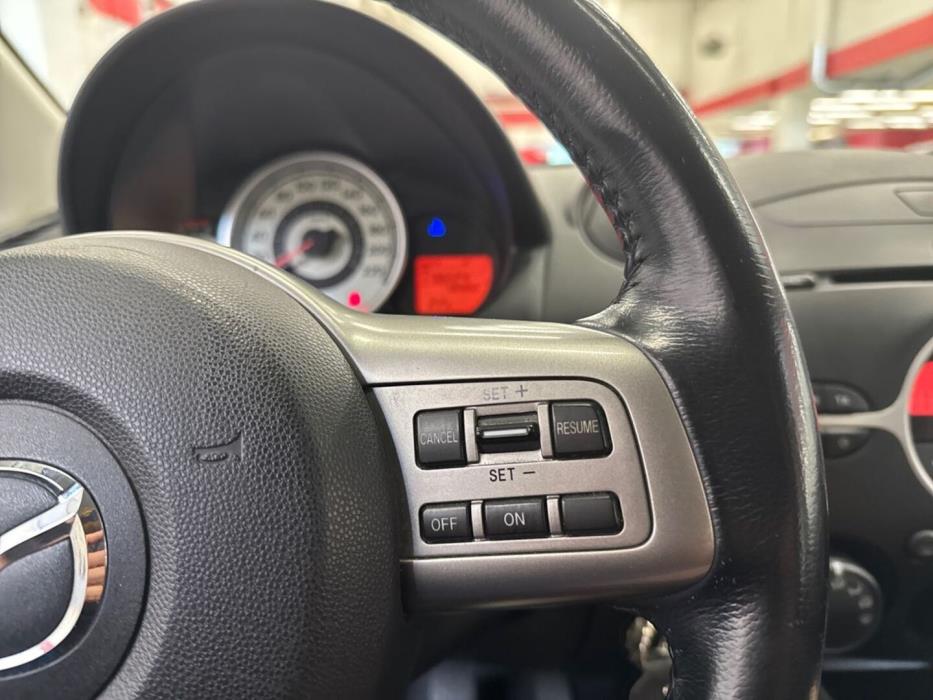 MAZDA Mazda2 2008