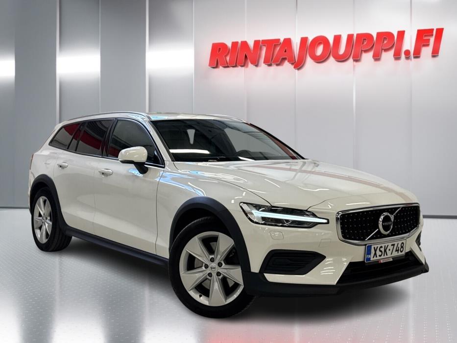 VOLVO V60 Cross Country 2019