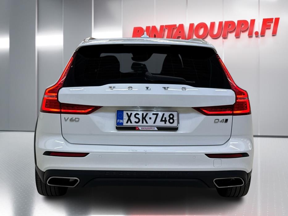 VOLVO V60 Cross Country 2019