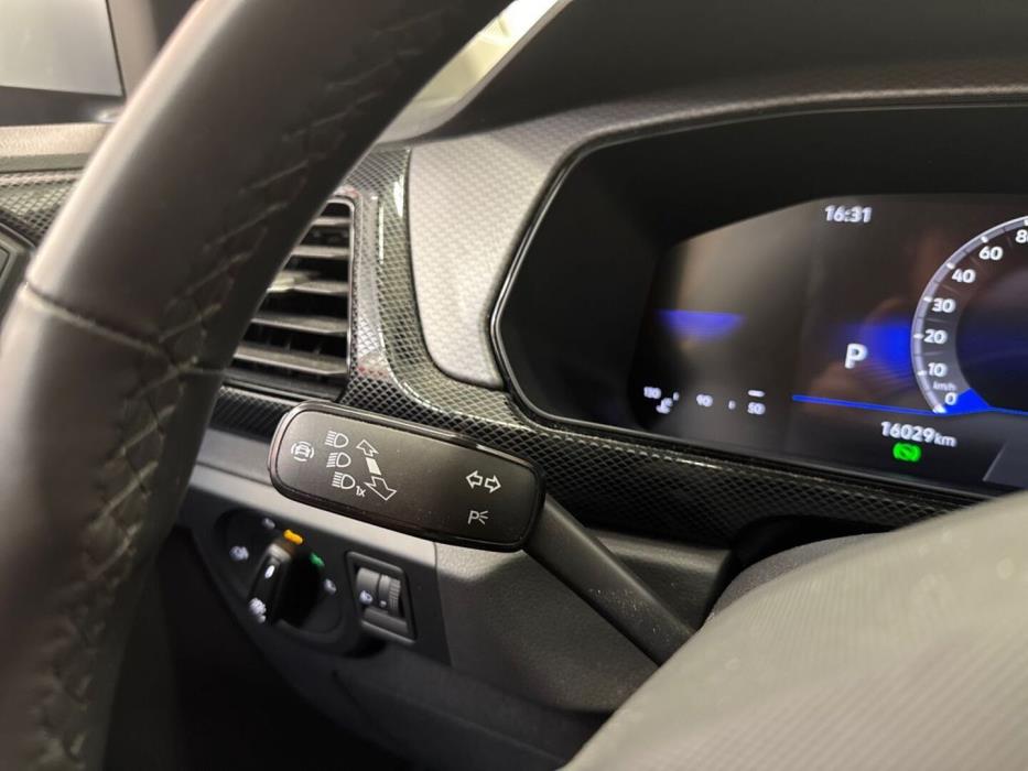VOLKSWAGEN T-Cross 2024