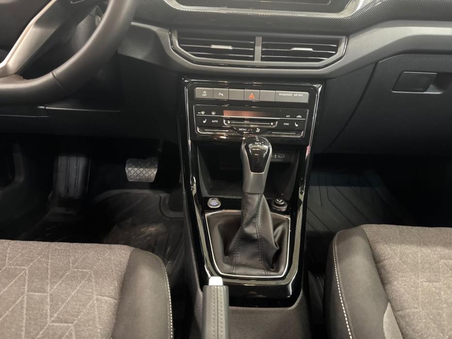 VOLKSWAGEN T-Cross 2024