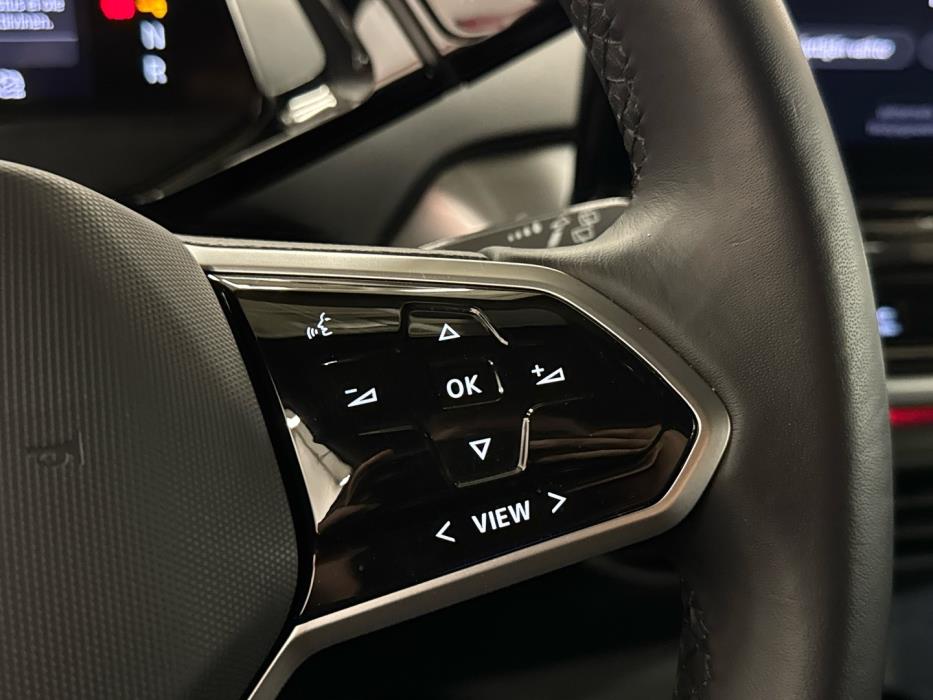 VOLKSWAGEN ID.4 2023