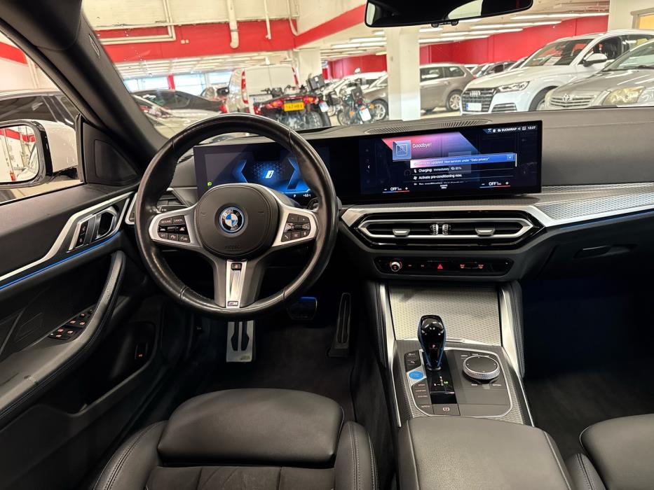 BMW i4 2023