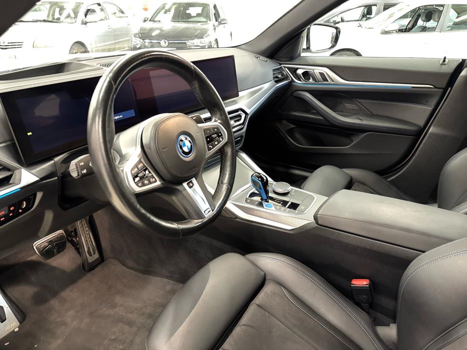 BMW i4 2023
