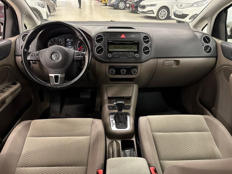VOLKSWAGEN Golf Plus 2009