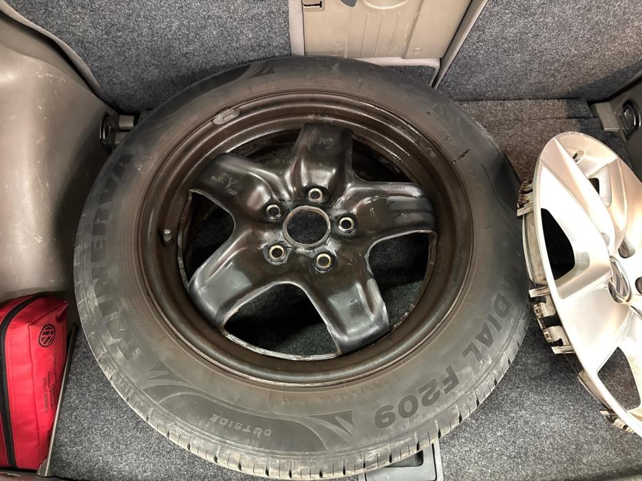 VOLKSWAGEN Golf Plus 2009