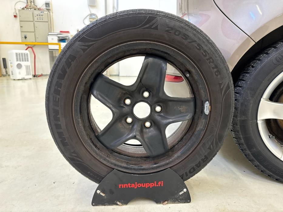 VOLKSWAGEN Golf Plus 2009