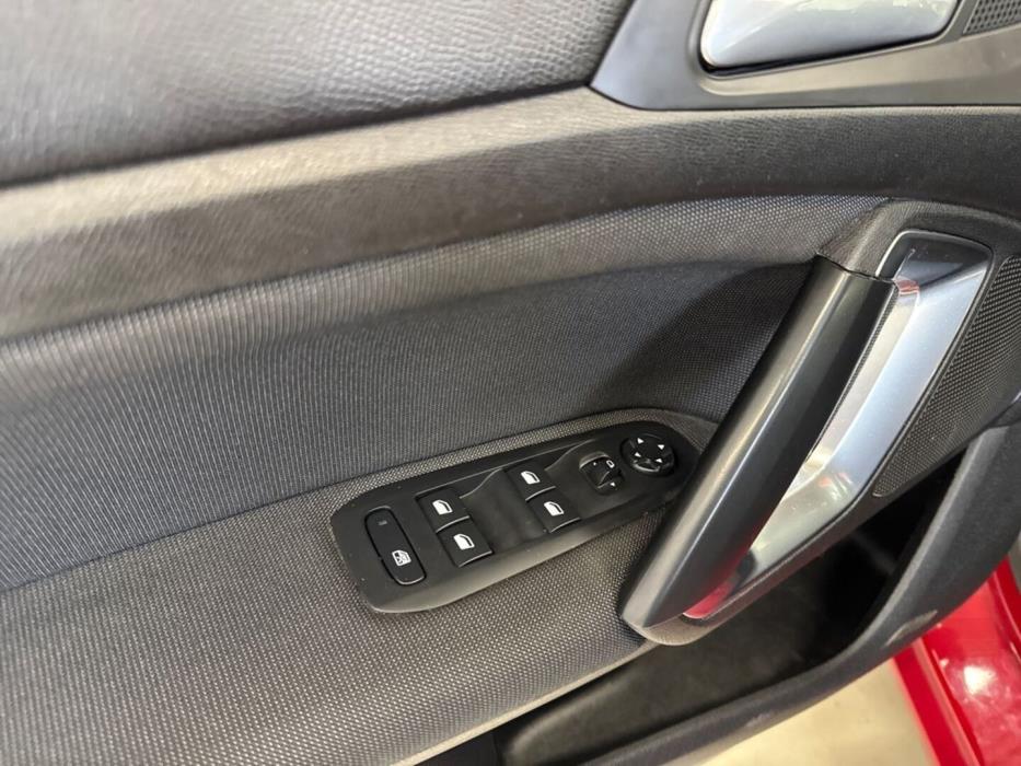 PEUGEOT 308 2019
