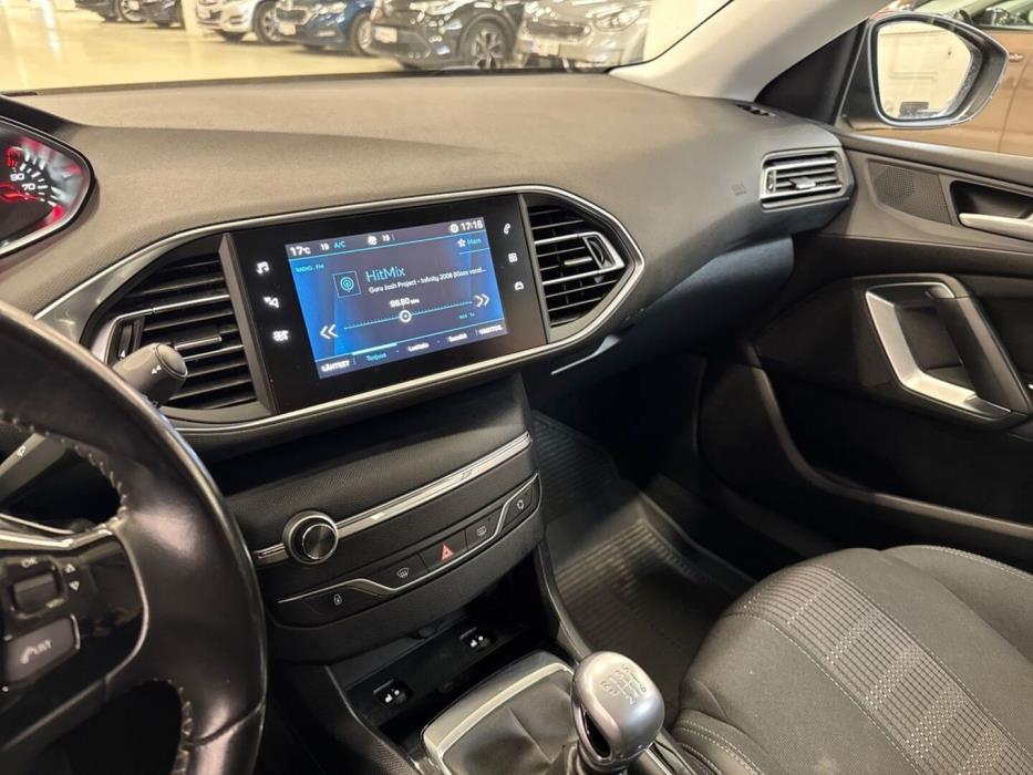PEUGEOT 308 2019