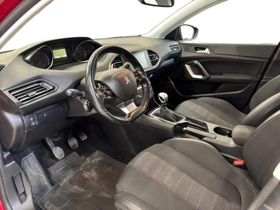 PEUGEOT 308 2019