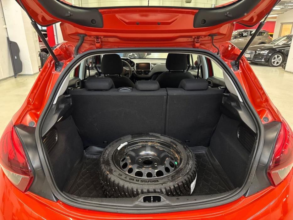 PEUGEOT 208 2019