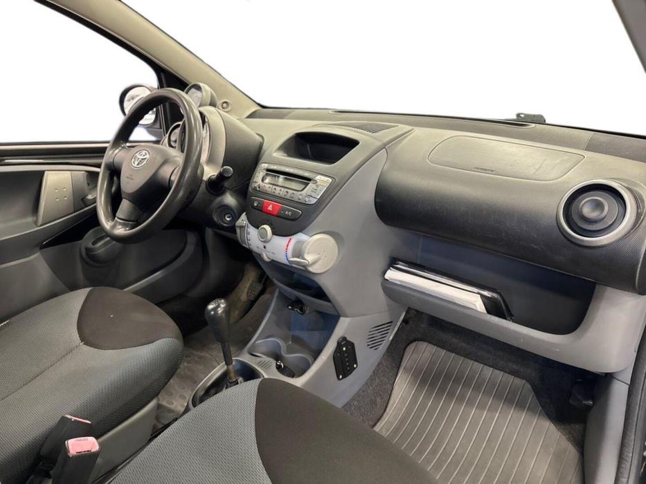 TOYOTA AYGO 2006