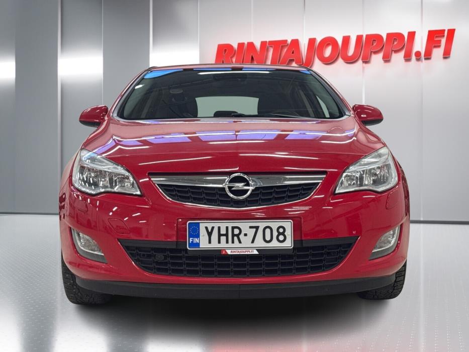 OPEL Astra 2012