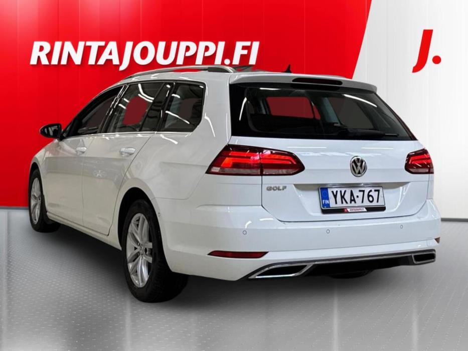 VOLKSWAGEN Golf 2018