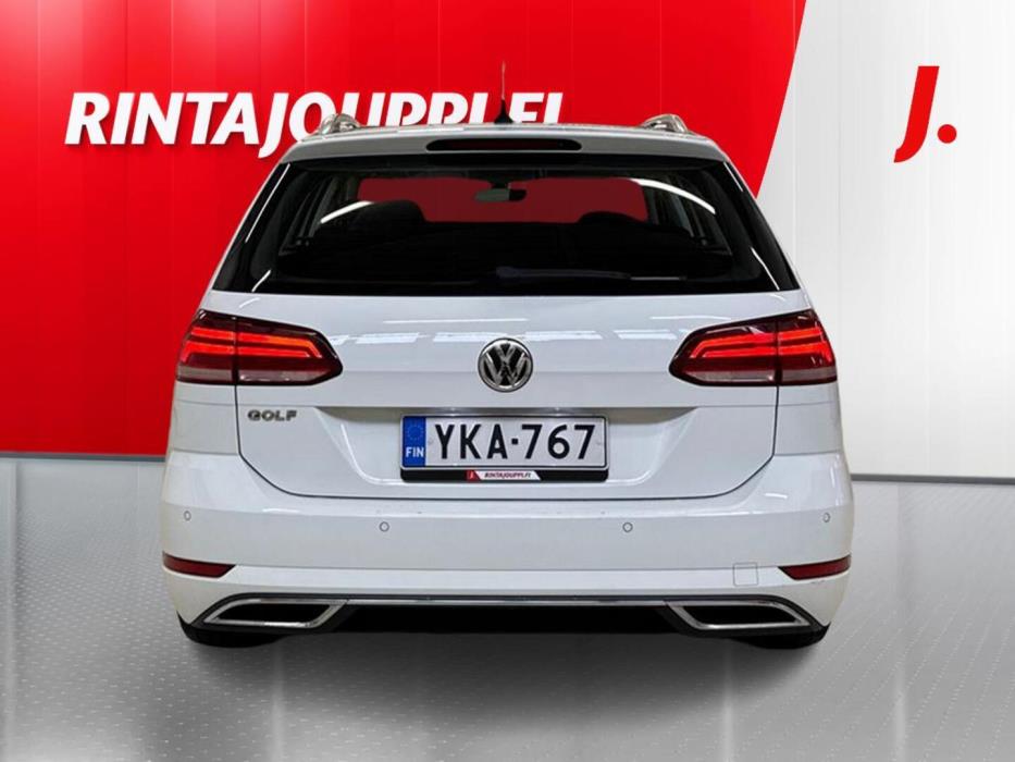 VOLKSWAGEN Golf 2018