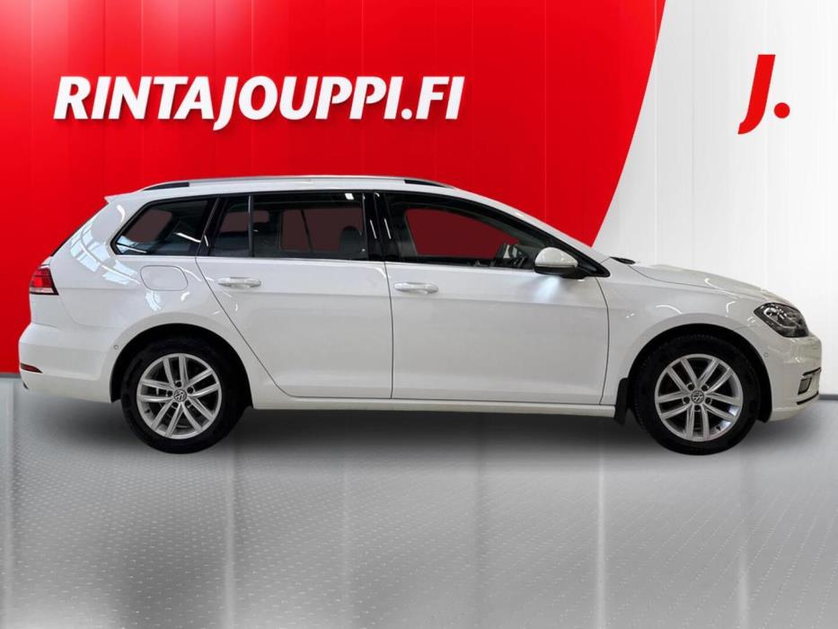 VOLKSWAGEN Golf 2018
