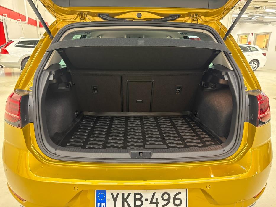 VOLKSWAGEN Golf 2018