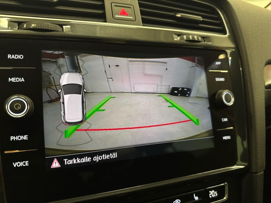 VOLKSWAGEN Golf 2018