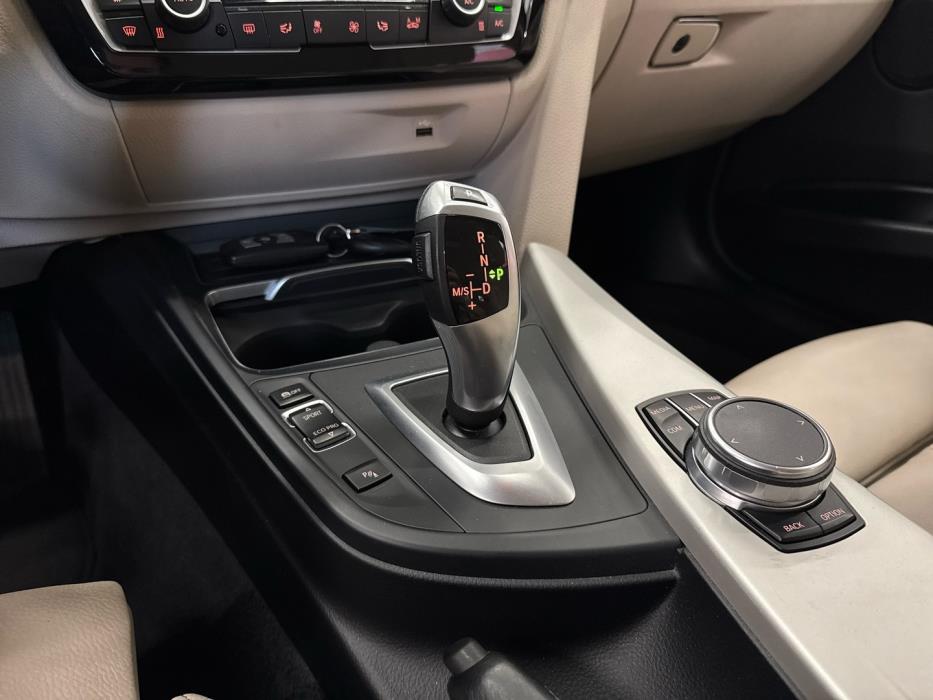 BMW 320 2018