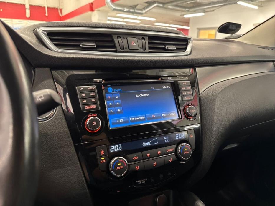 NISSAN Qashqai 2018