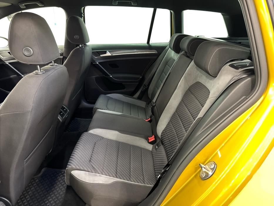 VOLKSWAGEN Golf 2019