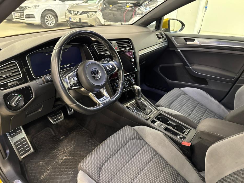 VOLKSWAGEN Golf 2019