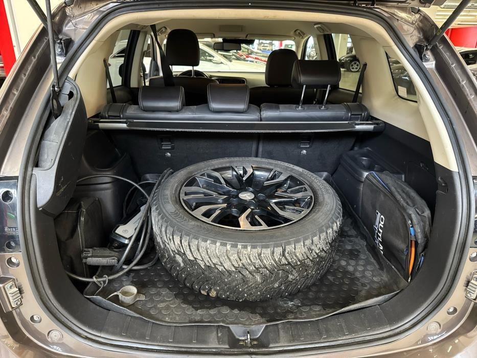 MITSUBISHI Outlander PHEV 2019