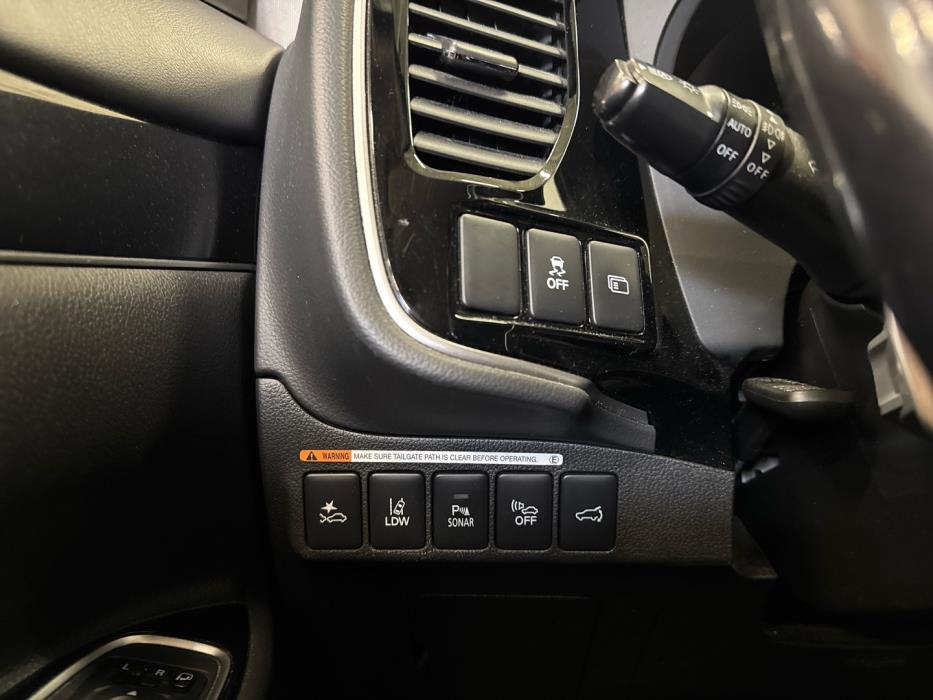 MITSUBISHI Outlander PHEV 2019