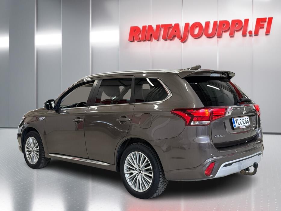 MITSUBISHI Outlander PHEV 2019