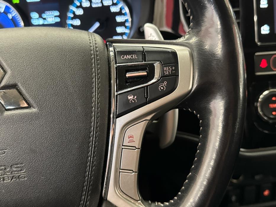MITSUBISHI Outlander PHEV 2019