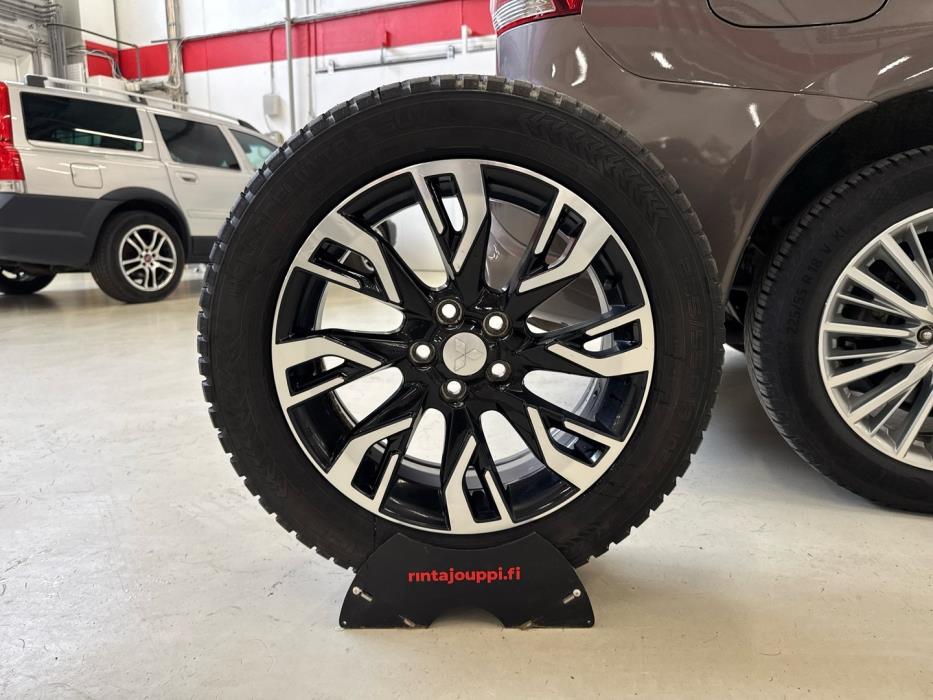 MITSUBISHI Outlander PHEV 2019