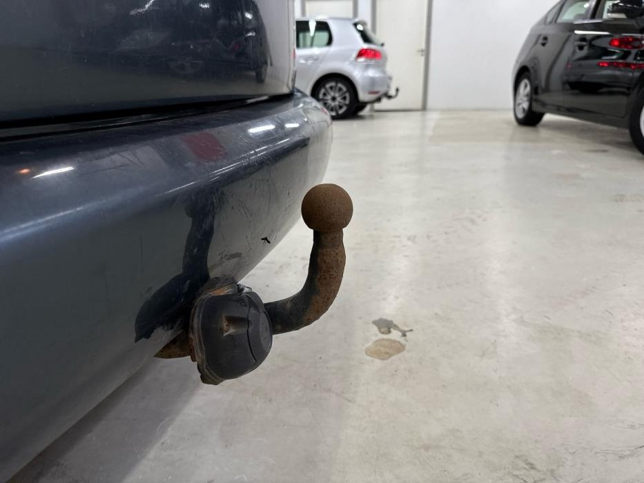 VOLKSWAGEN Caddy 2008