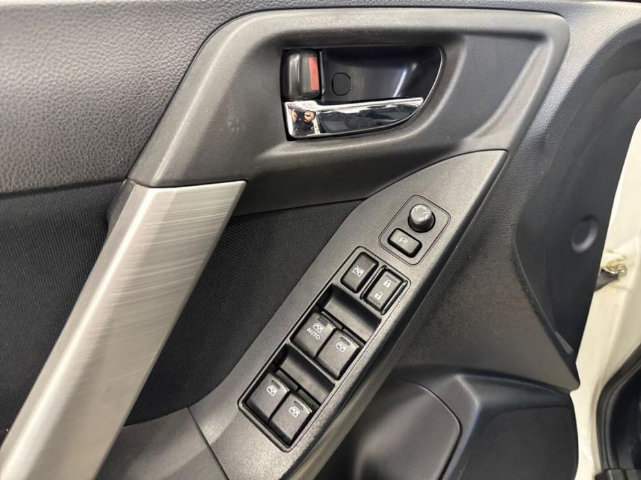 SUBARU Forester 2013