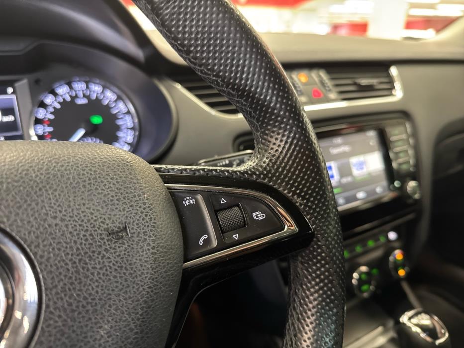 SKODA Octavia 2016