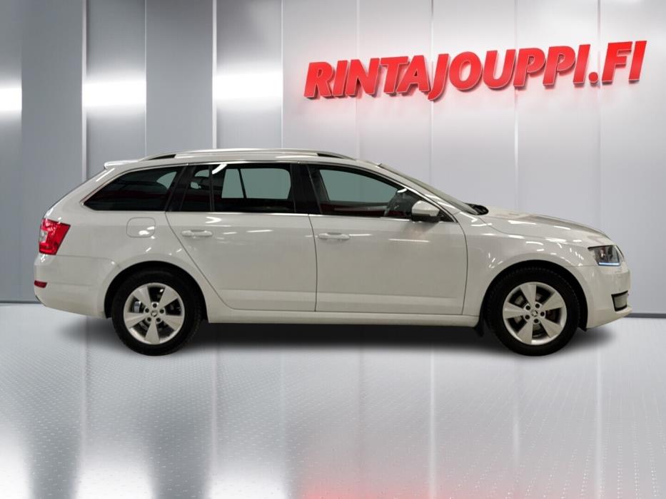 SKODA Octavia 2016