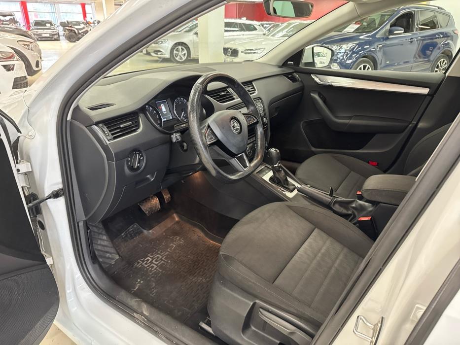 SKODA Octavia 2016