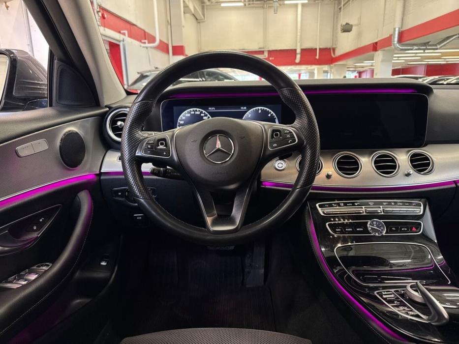MERCEDES-BENZ E 2016