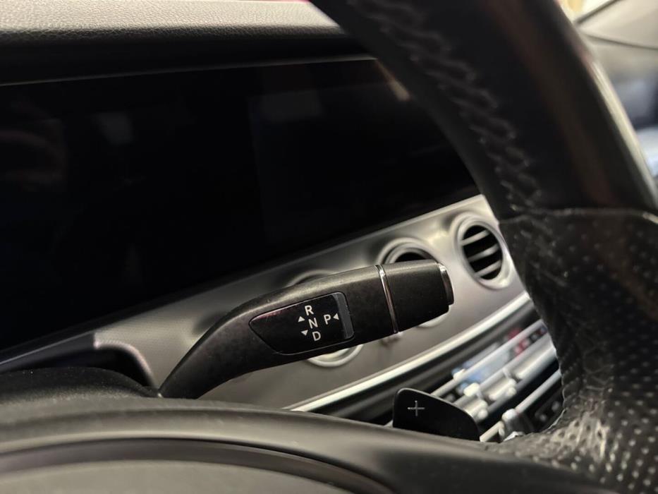 MERCEDES-BENZ E 2016